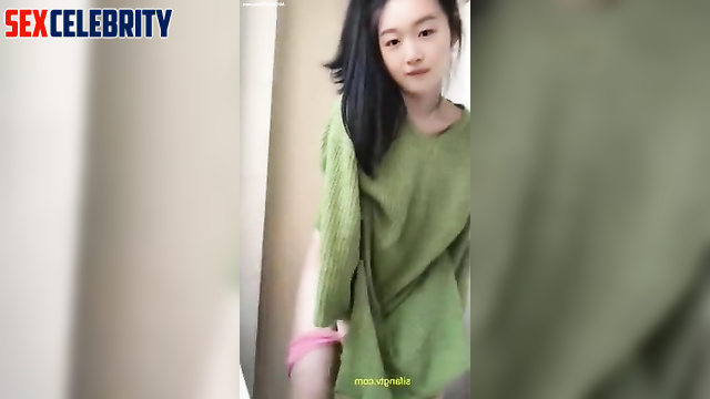 Chinese deepfake erotic with hot Zhou Dongyu = 周冬雨 智能換臉 色情