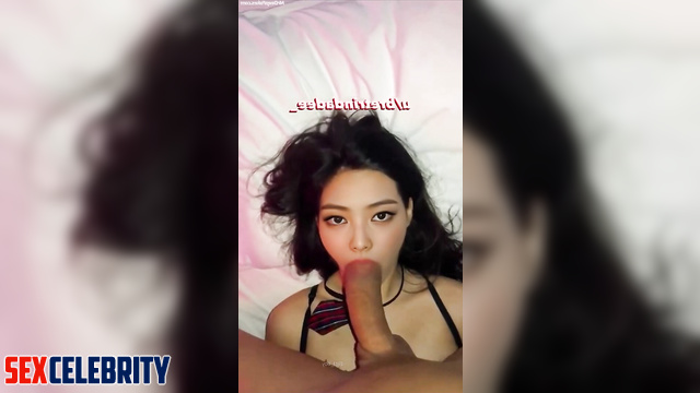 Uncensored homemade BJ scenes by kpop idol Jennie 제니 블랙핑크 가짜 포르노