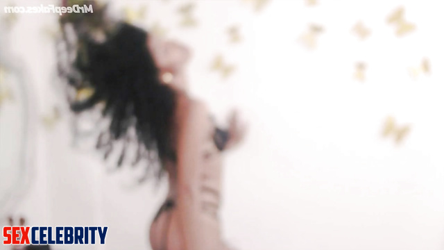 Fake Andreita Palacios showed us sexy lingerie