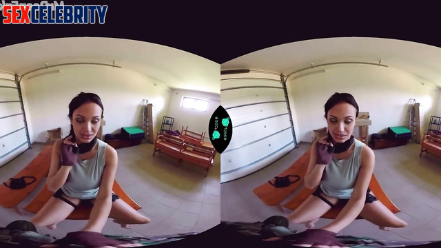 Lara Croft (Angelina Jolie) VR Porn