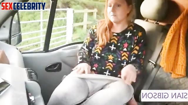 Sian Gibson masturbating in the car (before driver arrival)