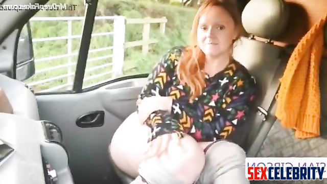 Sian Gibson masturbating in the car (before driver arrival)