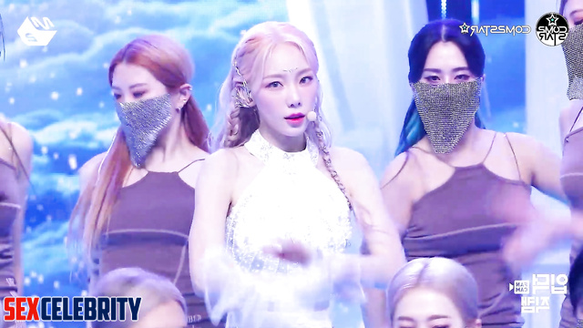 Hot deepfake video with beauty Taeyeon SNSD / 태연 소녀시대 섹스 장면