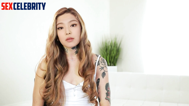 Tatto babe Jennie threesome sex tape // 제니 블랙핑크 [PREMIUM]