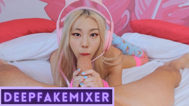 Not Yeji Itzy "Gamer Girlfriend" DeepFakeMixer Korean Kpop