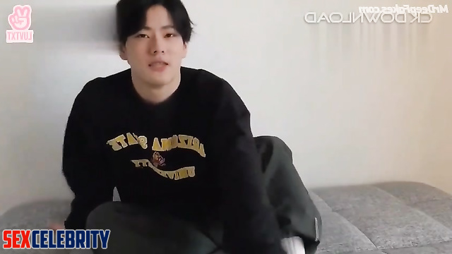 Nude Jungwon (엔하이픈) gives an interview and jerks off on camera