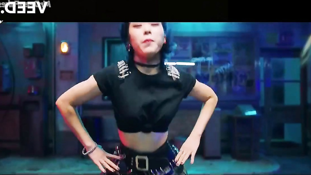 Sexy bitches from ITZY (있지 가짜 포르노) love to fuck - deepfake pmv