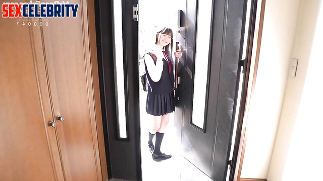 Naughty school girl Endo Sakura フェイクポルノ 遠藤さくら 乃木坂46 fakeapp porn