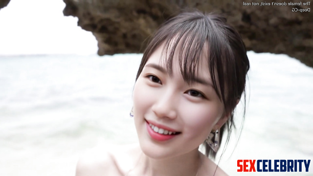 Horny slut walks along the beach looking for a stud / Suzy (수지 미쓰에이) AI