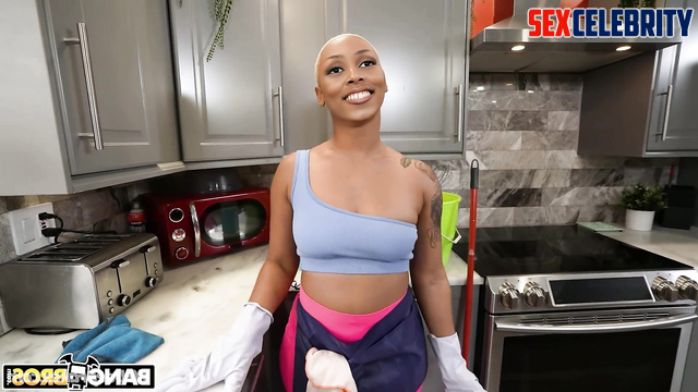 Ebony maid making some extra cash - Doja Cat face swap