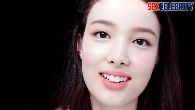 Nayeon (나연) is willing to teach you how to jerk off - TWICE 트와이스 얼굴 스왑 [PREMIUM]