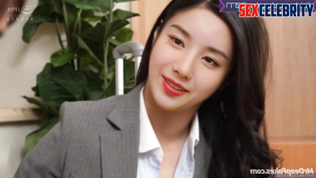 Business meeting ended with hard fucking - fake Eunbi 권은비 아이즈원