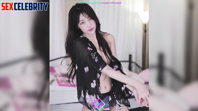 Sexy brunette Minji (민지 뉴진스) works on camera so hot - real fake