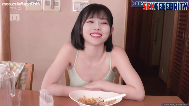 Kitchen fuck with horny schoolgirl after korean dinner - Winter (윈터 에스파)