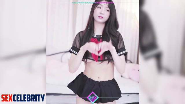 Hot schoolgirl dancing for old farts (태연 소녀시대) Taeyeon solo sex scene