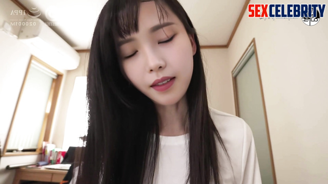 Karina (카리나 에스파) straddled my boyfriend in his room / real fake