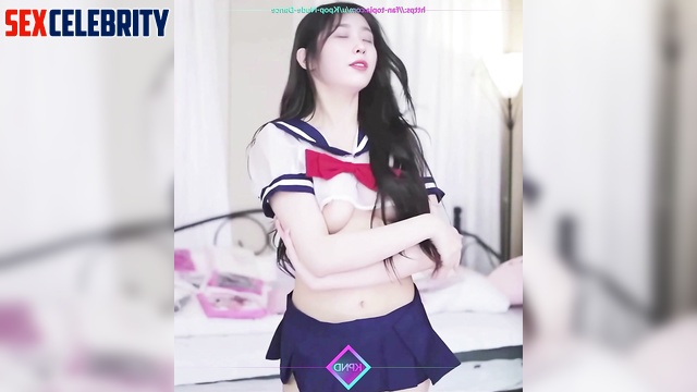 Fake IU (이지은 가짜 포르노) hot babe in schoolgirl costume dances on camera