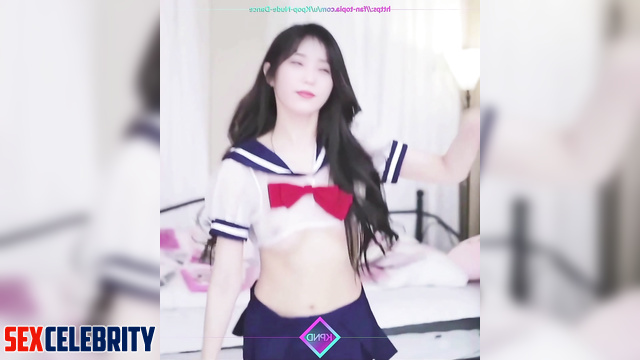 Fake IU (이지은 가짜 포르노) hot babe in schoolgirl costume dances on camera