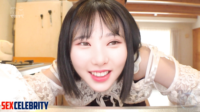 정은비 비비지 // Korean girl Eunha is ready to do anything for popularity