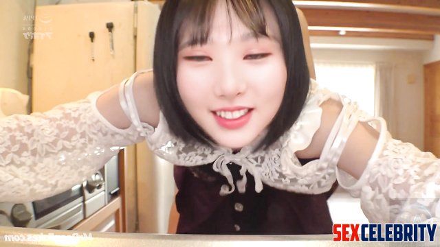정은비 비비지 // Korean girl Eunha is ready to do anything for popularity