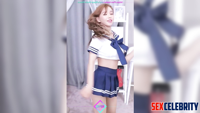 Karina aespa [카리나 가짜 포르노]. Korean schoolgirl is hungry for fucking