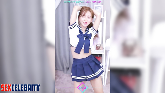 Karina aespa [카리나 가짜 포르노]. Korean schoolgirl is hungry for fucking