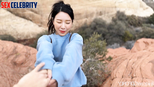 Blowjob at the desert - Shuhua (슈화 스마트한 얼굴 변화) adult tapes