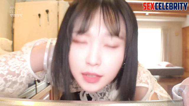 AI OH MY GIRL, Arin took her husband's dick into her mouth (인공지능 아린)