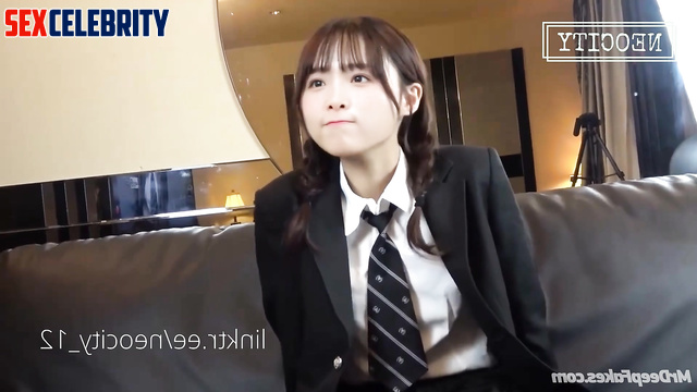 Depraved schoolgirl Yena IZ*ONE flashed her tits (케이팝 스타 예나)