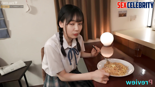 Schoolgirl gave a blowjob after ramen eating 연우 모모랜드 Yeonwoo sex tapes