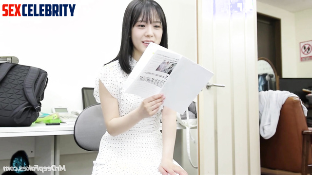 (지수 블랙핑크) she likes it when men cum on her, Jisoo smart face change