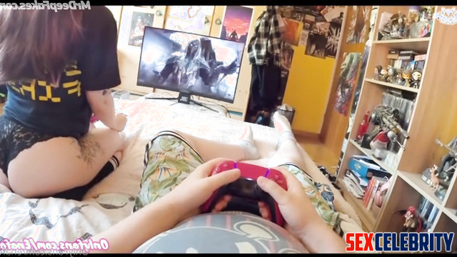 Aria Saki will fuck as soon as she get tired of playing the console, AI