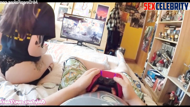 Aria Saki will fuck as soon as she get tired of playing the console, AI