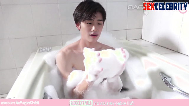 Handsome Kim Tae-ri (김태리 딥 페이크 에로틱) taking shower sexy - solo ai scenes