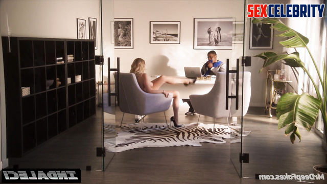 Curvy secretary made titsjob to her black boss, look / Kaley Cuoco A.I.