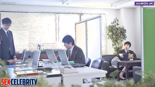 Office workers did it hot after work, Minju (김민주 아이즈원) smart face change