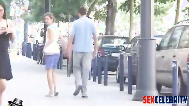 Look, she is exhibitionist (peeing in public places) Mila Kunis real fake