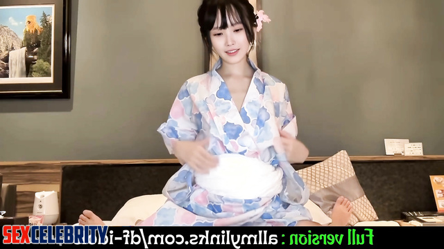 This geisha can do everything, enjoy / IU (이지은 딥 러닝 프로그램) real fake