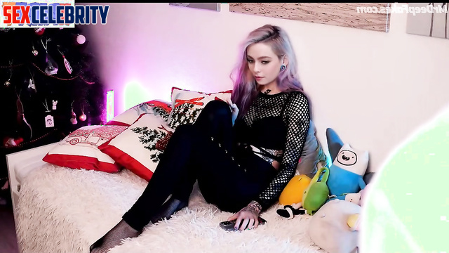 She couldn't resist his big cock / Danielle Rose Russell in pov sex scene