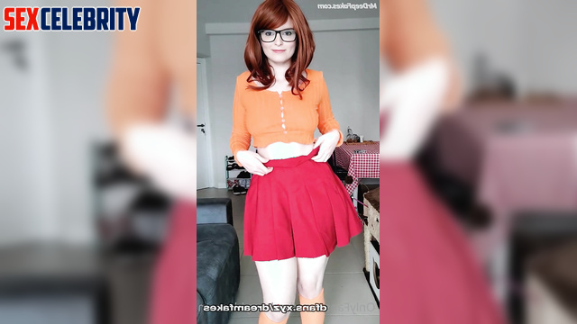 A.I. Tina Fey Rocks Halloween as Velma, Watch Her Hilarious Costume Reveal