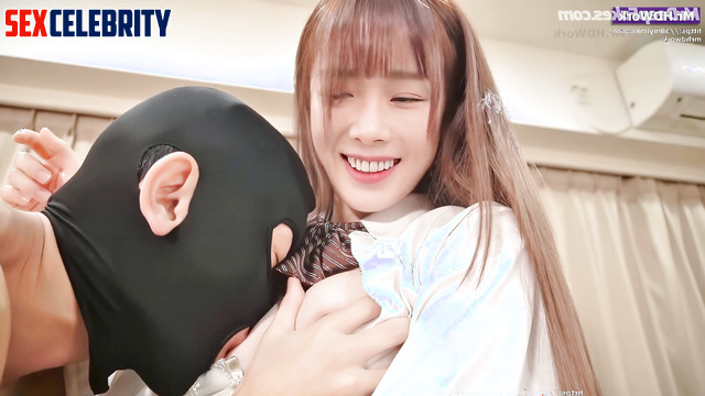 (태연 소녀시대) schoolgirl and her first adult love, look - Taeyeon face swap
