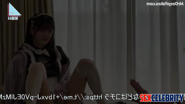 He took a picture of what is between her legs, ai Shibata Yuna 柴田柚菜 乃木坂46