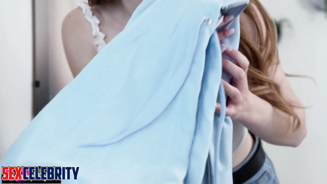 Skinny Valkyrae wants to be pleased on his bed / artificial intelligence