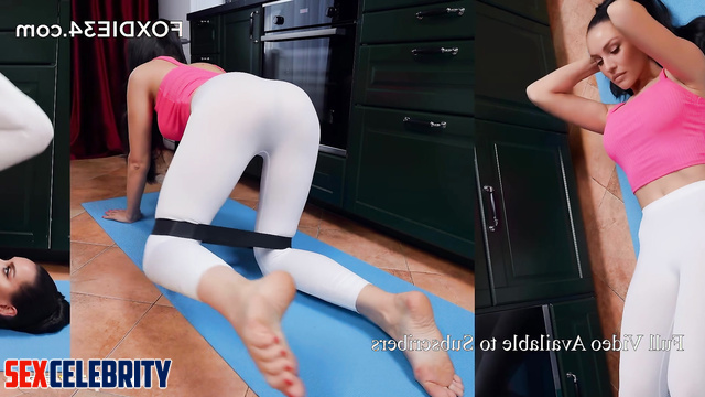 Fake Candice Swanepoel was distracted from her yoga practice