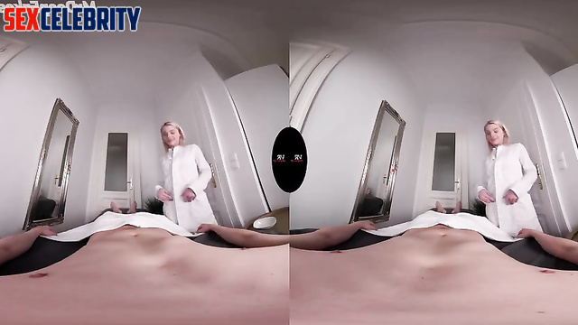 Blonde turned out to be not a masseuse but a whore, ai Chloe Grace Moretz