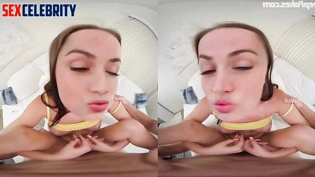 Hailee Steinfeld porn POV VR fucks you doggystyle and missionary