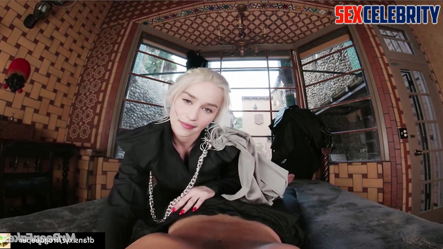 Boyfriend of Emilia Clarke gets the best from her sex goddess [vr porn]