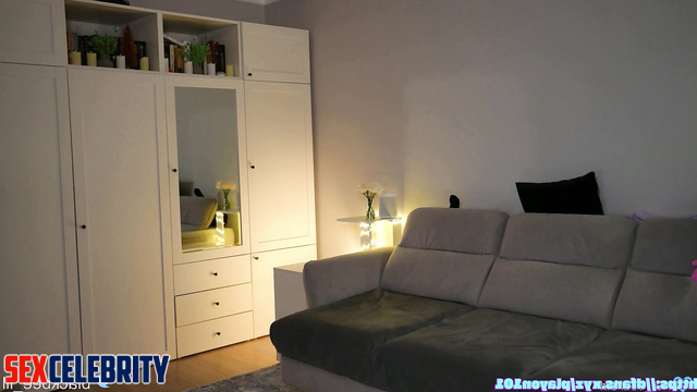 Milf is bored and wants to record an interesting video, Kelly Reilly A.I.