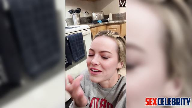 She consumes your sperm as protein, Emma Stone smart face change