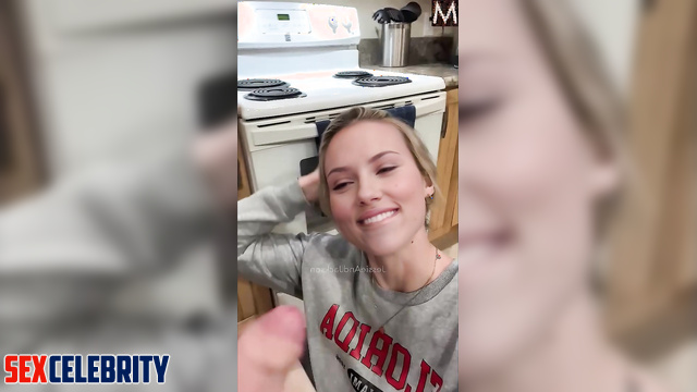 She always eats sperm as dessert / Scarlett Johansson in deepfake erotic
